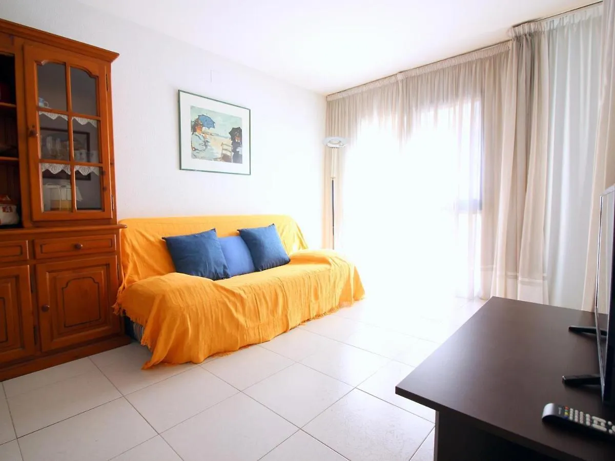Apartamento Centrico En Roses, A 20M De La Playa, Con Parking Y Terraza - Es-228-89