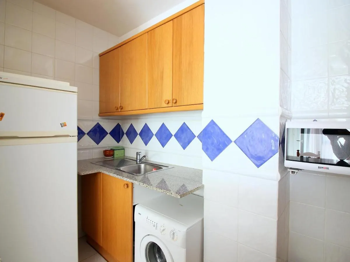 Apartamento Centrico En Roses, A 20M De La Playa, Con Parking Y Terraza - Es-228-89 España
